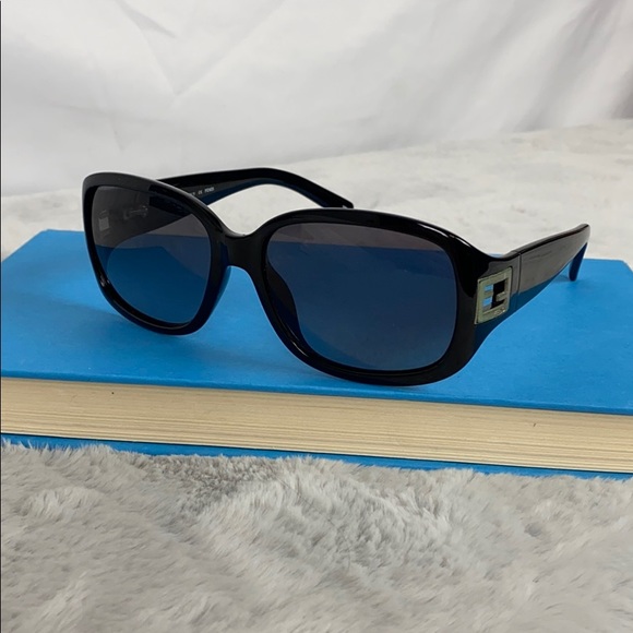 Fendi Accessories - Fendi FS5205 Rectangular Sunglasses Plastic Frame
